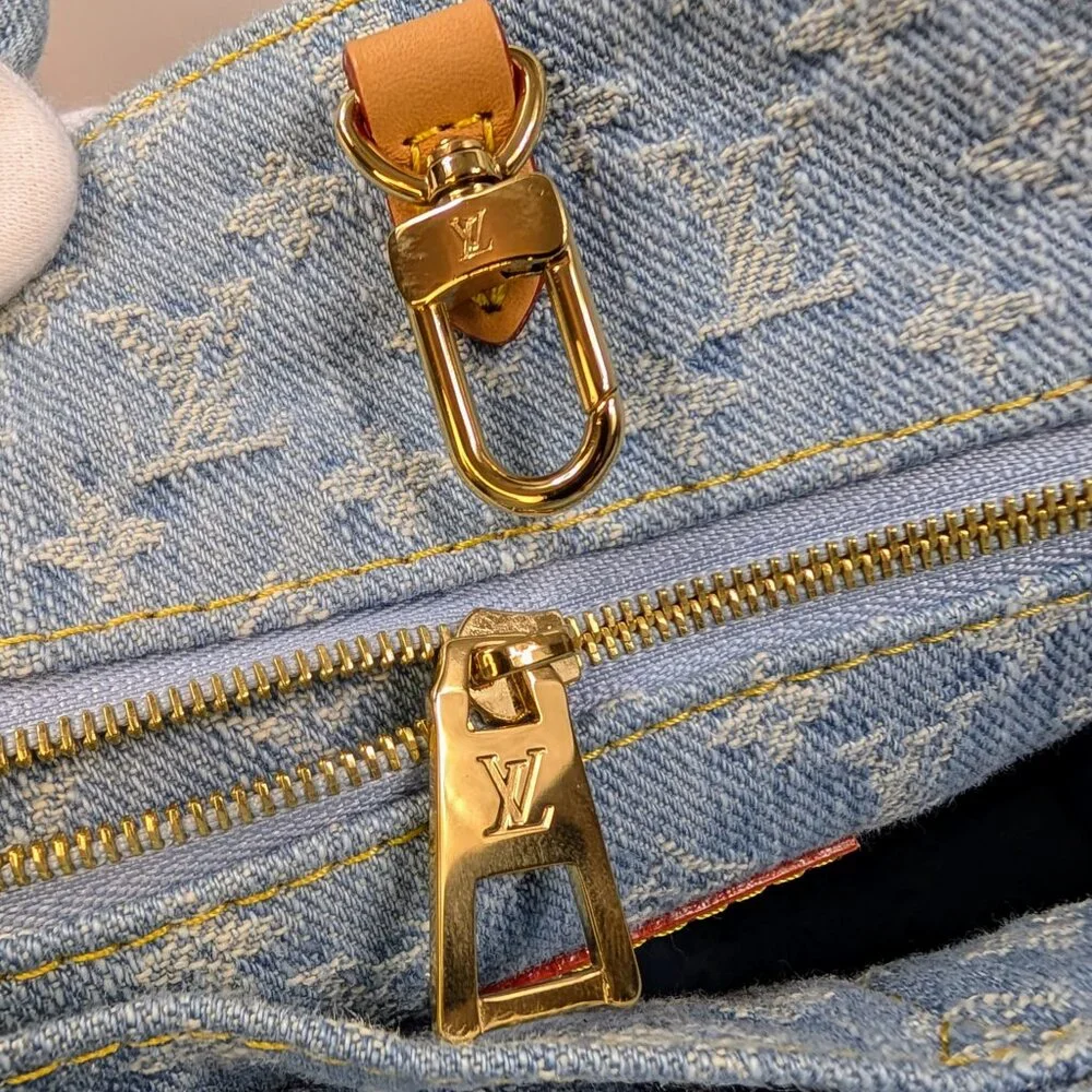 Louis Vuitton "Sky Denim" Jacquard Denim OnTheGo PM Tote Bag - Picture 9 of 15
